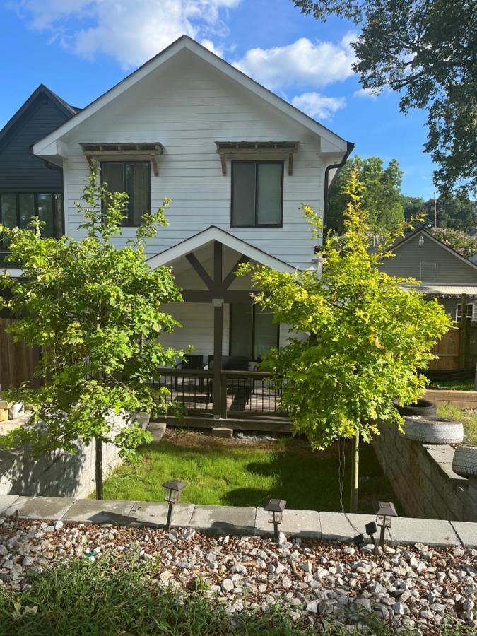 Atlanta Unit 2 Room 3 - Atlanta Bests Kept Secret Private Bedroom & Bathroom Exterior photo